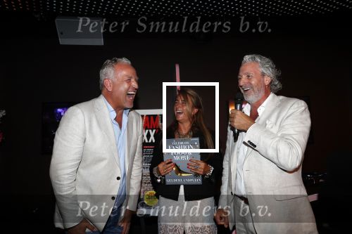 Amsterdam 16 juli 2019
Presentatie Amsterdam XXXL met Gordon op de cover.