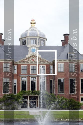 Den Haag 19 juli 2019
Jaarlijkse fotouurtje in de thuisn van Huis ten Bosch . Aanwezig Koning Willem Alexander Koningin Maxima Prinses Amalia Alexia en Ariane.