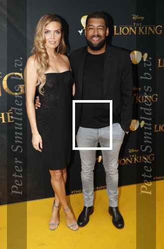 Amsterdam 15 juli 2019
Premiere the lion king in tuschinski. Kim Feenstra met vriend