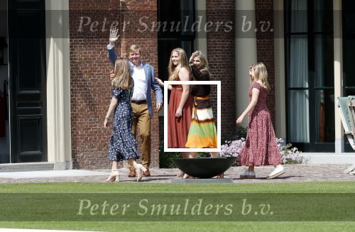 Den Haag 19 juli 2019
Jaarlijkse fotouurtje in de thuisn van Huis ten Bosch . Aanwezig Koning Willem Alexander Koningin Maxima Prinses Amalia Alexia en Ariane.