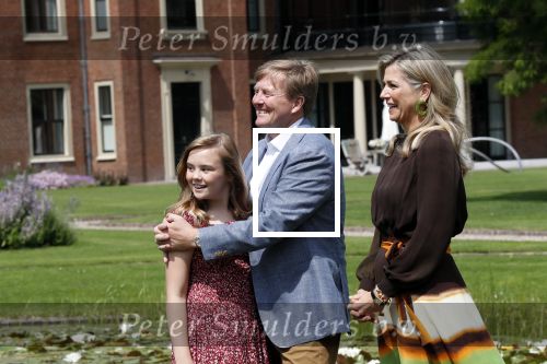 Den Haag 19 juli 2019
Jaarlijkse fotouurtje in de thuisn van Huis ten Bosch . Aanwezig Koning Willem Alexander Koningin Maxima Prinses Amalia Alexia en Ariane.