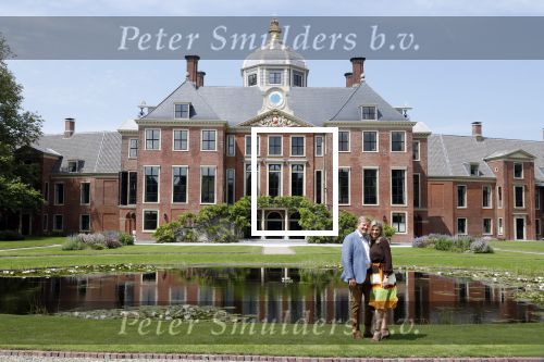 Den Haag 19 juli 2019
Jaarlijkse fotouurtje in de thuisn van Huis ten Bosch . Aanwezig Koning Willem Alexander Koningin Maxima Prinses Amalia Alexia en Ariane.