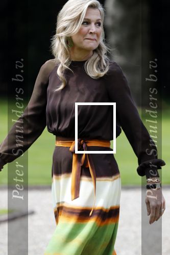 Den Haag 19 juli 2019
Jaarlijkse fotouurtje in de thuisn van Huis ten Bosch . Aanwezig Koning Willem Alexander Koningin Maxima Prinses Amalia Alexia en Ariane.