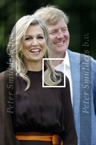 Den Haag 19 juli 2019
Jaarlijkse fotouurtje in de thuisn van Huis ten Bosch . Aanwezig Koning Willem Alexander Koningin Maxima Prinses Amalia Alexia en Ariane.