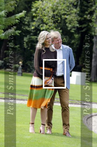 Den Haag 19 juli 2019
Jaarlijkse fotouurtje in de thuisn van Huis ten Bosch . Aanwezig Koning Willem Alexander Koningin Maxima Prinses Amalia Alexia en Ariane.