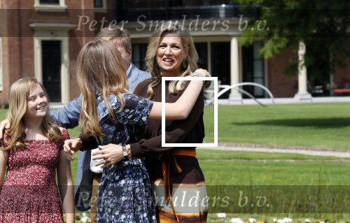 Den Haag 19 juli 2019
Jaarlijkse fotouurtje in de thuisn van Huis ten Bosch . Aanwezig Koning Willem Alexander Koningin Maxima Prinses Amalia Alexia en Ariane.