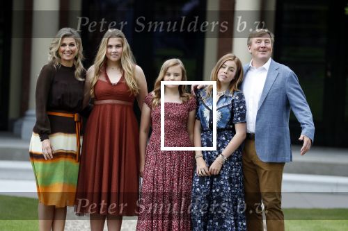 Den Haag 19 juli 2019
Jaarlijkse fotouurtje in de thuisn van Huis ten Bosch . Aanwezig Koning Willem Alexander Koningin Maxima Prinses Amalia Alexia en Ariane.