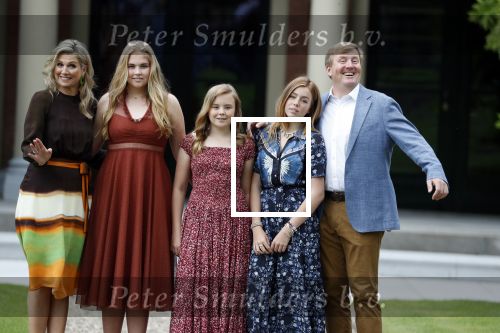Den Haag 19 juli 2019
Jaarlijkse fotouurtje in de thuisn van Huis ten Bosch . Aanwezig Koning Willem Alexander Koningin Maxima Prinses Amalia Alexia en Ariane.