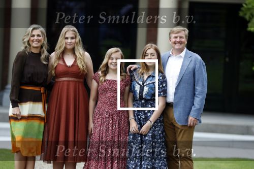 Den Haag 19 juli 2019
Jaarlijkse fotouurtje in de thuisn van Huis ten Bosch . Aanwezig Koning Willem Alexander Koningin Maxima Prinses Amalia Alexia en Ariane.