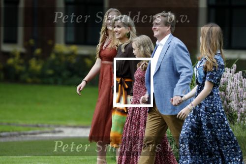 Den Haag 19 juli 2019
Jaarlijkse fotouurtje in de thuisn van Huis ten Bosch . Aanwezig Koning Willem Alexander Koningin Maxima Prinses Amalia Alexia en Ariane.