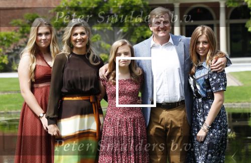 Den Haag 19 juli 2019
Jaarlijkse fotouurtje in de thuisn van Huis ten Bosch . Aanwezig Koning Willem Alexander Koningin Maxima Prinses Amalia Alexia en Ariane.