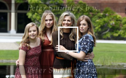 Den Haag 19 juli 2019
Jaarlijkse fotouurtje in de thuisn van Huis ten Bosch . Aanwezig Koning Willem Alexander Koningin Maxima Prinses Amalia Alexia en Ariane.