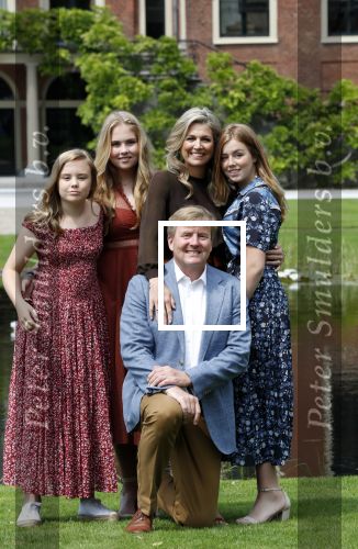 Den Haag 19 juli 2019
Jaarlijkse fotouurtje in de thuisn van Huis ten Bosch . Aanwezig Koning Willem Alexander Koningin Maxima Prinses Amalia Alexia en Ariane.