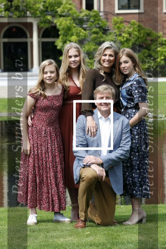 Den Haag 19 juli 2019
Jaarlijkse fotouurtje in de thuisn van Huis ten Bosch . Aanwezig Koning Willem Alexander Koningin Maxima Prinses Amalia Alexia en Ariane.