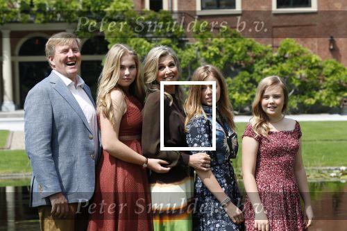 Den Haag 19 juli 2019
Jaarlijkse fotouurtje in de thuisn van Huis ten Bosch . Aanwezig Koning Willem Alexander Koningin Maxima Prinses Amalia Alexia en Ariane.
