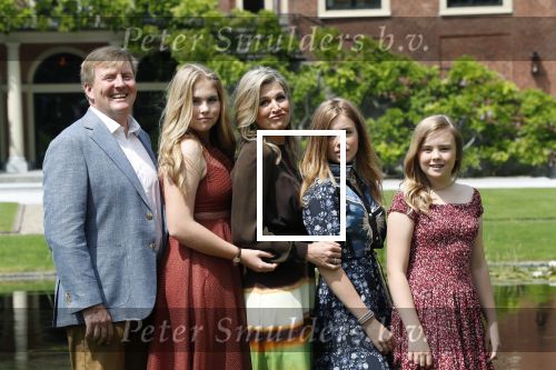 Den Haag 19 juli 2019
Jaarlijkse fotouurtje in de thuisn van Huis ten Bosch . Aanwezig Koning Willem Alexander Koningin Maxima Prinses Amalia Alexia en Ariane.