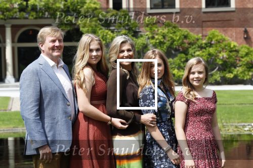 Den Haag 19 juli 2019
Jaarlijkse fotouurtje in de thuisn van Huis ten Bosch . Aanwezig Koning Willem Alexander Koningin Maxima Prinses Amalia Alexia en Ariane.