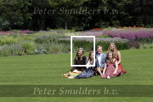 Den Haag 19 juli 2019
Jaarlijkse fotouurtje in de thuisn van Huis ten Bosch . Aanwezig Koning Willem Alexander Koningin Maxima Prinses Amalia Alexia en Ariane.