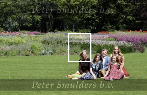 Den Haag 19 juli 2019
Jaarlijkse fotouurtje in de thuisn van Huis ten Bosch . Aanwezig Koning Willem Alexander Koningin Maxima Prinses Amalia Alexia en Ariane.