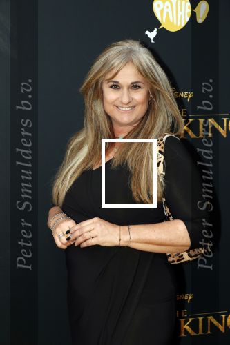 Amsterdam 15 juli 2019
Premiere the lion king in tuschinski. Laura Vlasblom kwam met haar zoon