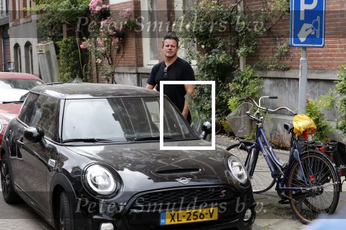 Amsterdam 6 juli 2019
In de v Eeghenstraat is er een bom af gegaan. Leco v Zadelhoff woont er bijna naast.