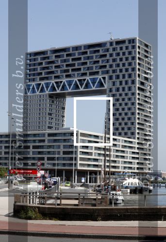 Amsterdam 17 juli 2019
Marcel boekhoorn heeft in gebouw pontsteiger een penthouse gekocht.