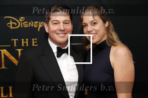 Amsterdam 15 juli 2019
Premiere the lion king in tuschinski. Martijn Krabbe kwam met zijn verloofde/vriendin