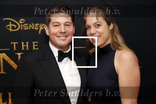 Amsterdam 15 juli 2019
Premiere the lion king in tuschinski. Martijn Krabbe kwam met zijn verloofde/vriendin