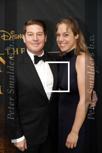 Amsterdam 15 juli 2019
Premiere the lion king in tuschinski. Martijn Krabbe kwam met zijn verloofde/vriendin