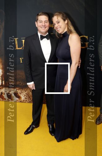 Amsterdam 15 juli 2019
Premiere the lion king in tuschinski. Martijn Krabbe kwam met zijn verloofde/vriendin