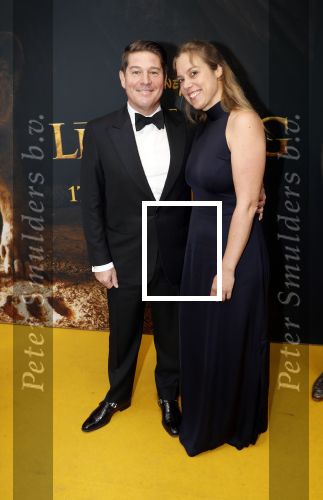 Amsterdam 15 juli 2019
Premiere the lion king in tuschinski. Martijn Krabbe kwam met zijn verloofde/vriendin