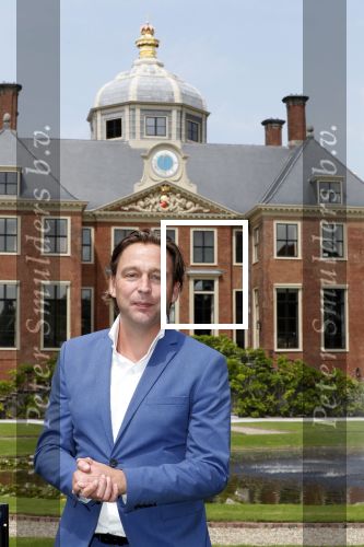 Den Haag 19 juli 2019
Jaarlijkse fotouurtje in de thuisn van Huis ten Bosch . Aanwezig Koning Willem Alexander Koningin Maxima Prinses Amalia Alexia en Ariane. Matthijs Albers