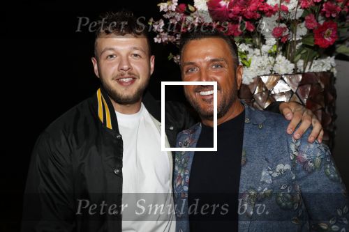 Amsterdam 16 juli 2019
Presentatie Amsterdam XXXL met Gordon op de cover.
Mick harren met zijn zoon
