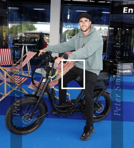 Amsterdam 8 jui 2019
Nathan v Kooperen op electrische doppio fiets