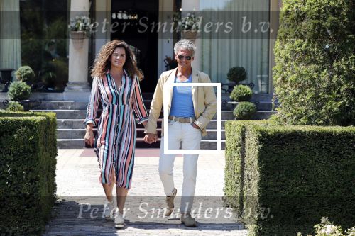 Brummen 23 juli 2019
Nicole Buch met haar nieuwe vriend George bij Kasteel Engelenburg
