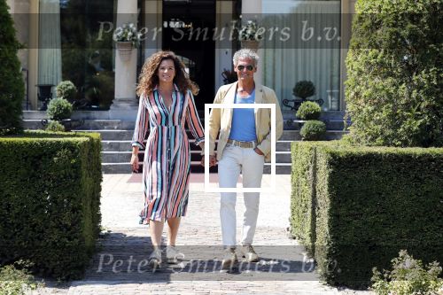 Brummen 23 juli 2019
Nicole Buch met haar nieuwe vriend George bij Kasteel Engelenburg