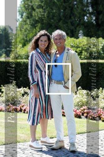 Brummen 23 juli 2019
Nicole Buch met haar nieuwe vriend George bij Kasteel Engelenburg