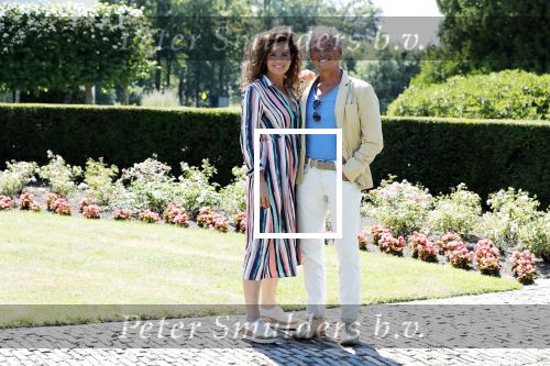 Brummen 23 juli 2019
Nicole Buch met haar nieuwe vriend George bij Kasteel Engelenburg