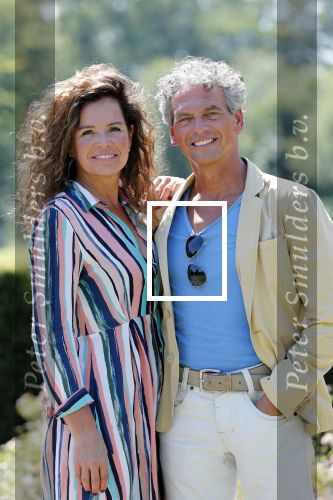 Brummen 23 juli 2019
Nicole Buch met haar nieuwe vriend George bij Kasteel Engelenburg