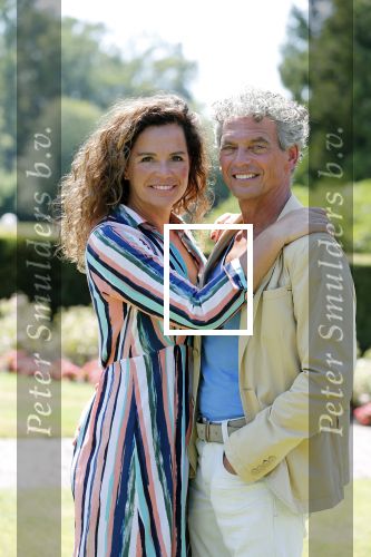 Brummen 23 juli 2019
Nicole Buch met haar nieuwe vriend George bij Kasteel Engelenburg