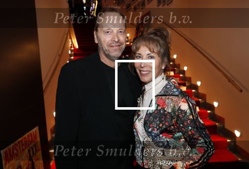 Amsterdam 16 juli 2019
Presentatie Amsterdam XXXL met Gordon op de cover.
Patricia Steur met vriend