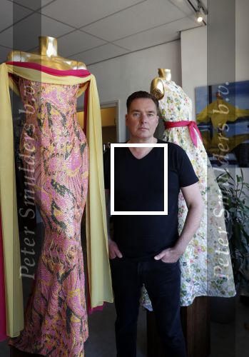 Badhoevedorp 23 juli 2019
Couterier Paul Schulten in zijn atelier.