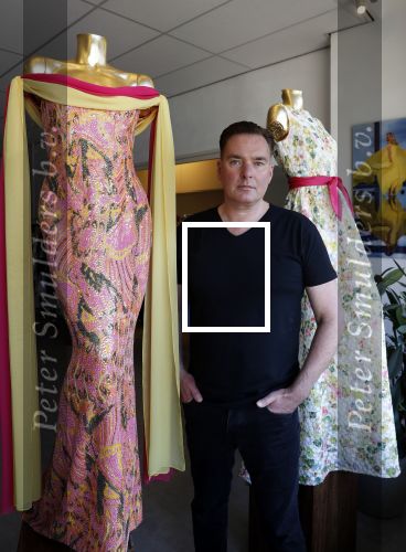 Badhoevedorp 23 juli 2019
Couterier Paul Schulten in zijn atelier.