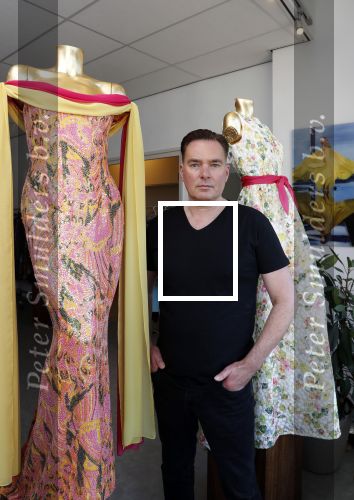 Badhoevedorp 23 juli 2019
Couterier Paul Schulten in zijn atelier.