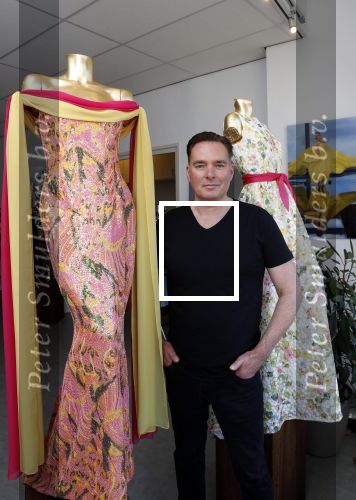 Badhoevedorp 23 juli 2019
Couterier Paul Schulten in zijn atelier.