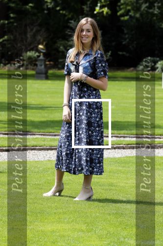 Den Haag 19 juli 2019
Jaarlijkse fotouurtje in de thuisn van Huis ten Bosch . Aanwezig Koning Willem Alexander Koningin Maxima Prinses Amalia Alexia en Ariane.