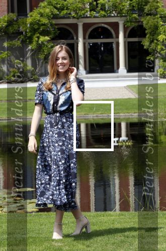 Den Haag 19 juli 2019
Jaarlijkse fotouurtje in de thuisn van Huis ten Bosch . Aanwezig Koning Willem Alexander Koningin Maxima Prinses Amalia Alexia en Ariane.