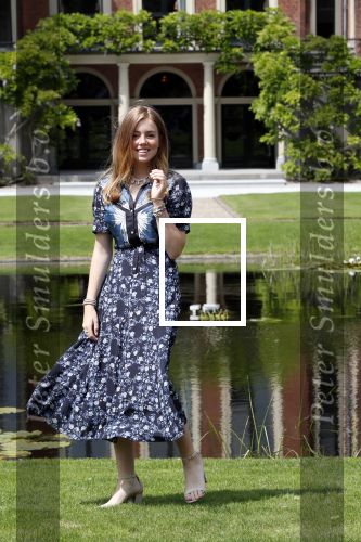 Den Haag 19 juli 2019
Jaarlijkse fotouurtje in de thuisn van Huis ten Bosch . Aanwezig Koning Willem Alexander Koningin Maxima Prinses Amalia Alexia en Ariane.