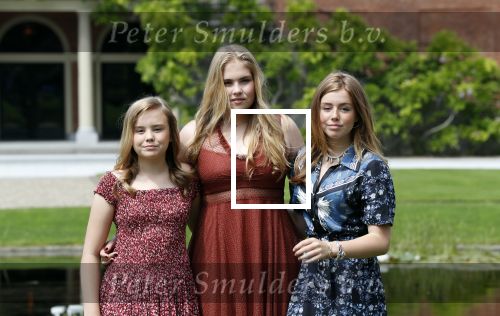 Den Haag 19 juli 2019
Jaarlijkse fotouurtje in de thuisn van Huis ten Bosch . Aanwezig Koning Willem Alexander Koningin Maxima Prinses Amalia Alexia en Ariane.