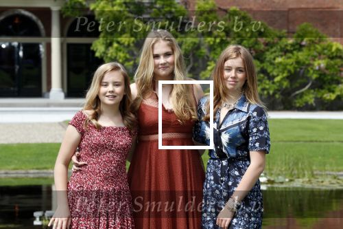 Den Haag 19 juli 2019
Jaarlijkse fotouurtje in de thuisn van Huis ten Bosch . Aanwezig Koning Willem Alexander Koningin Maxima Prinses Amalia Alexia en Ariane.